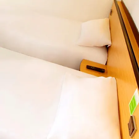 Campanile מלון 3*