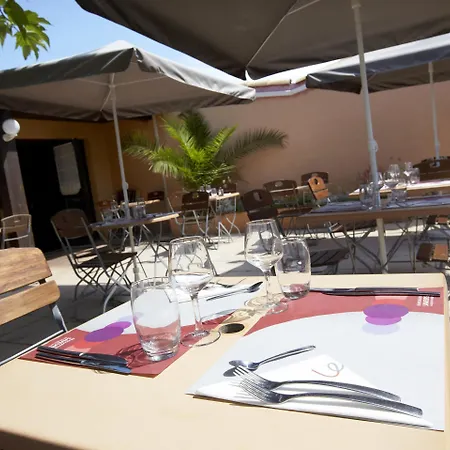 מלון Campanile 3*