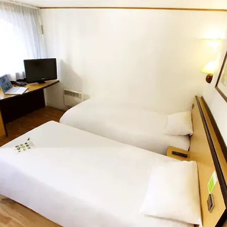 Campanile ホテル 3*