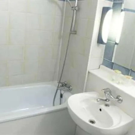 Campanile Hotel 3*