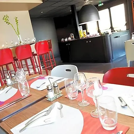 Campanile Hotel 3*