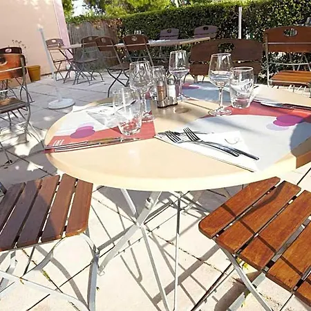 Campanile 3* Manosque